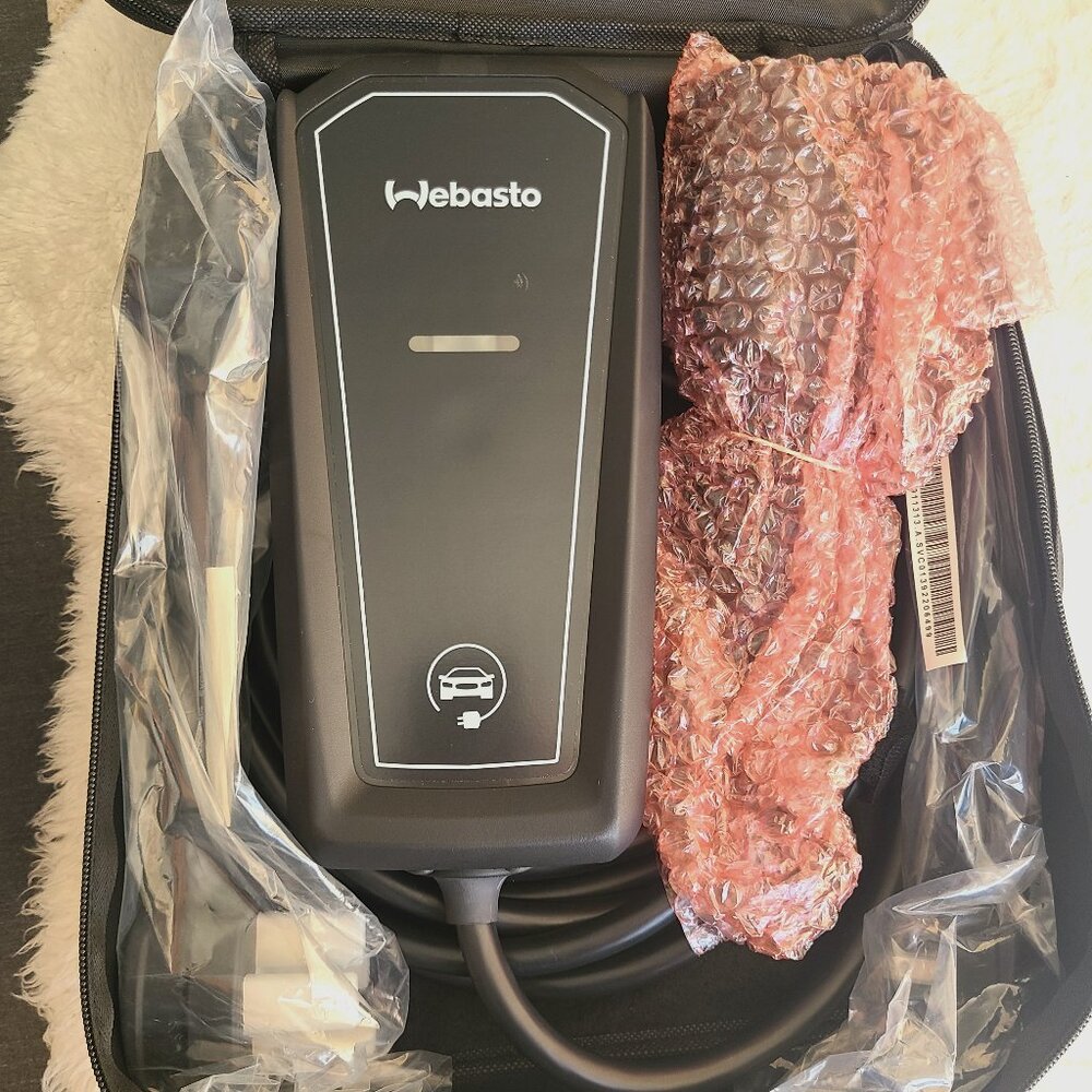 Mercedes-Benz Webasto Go Portable EV Electric Vehicle Charger Cable